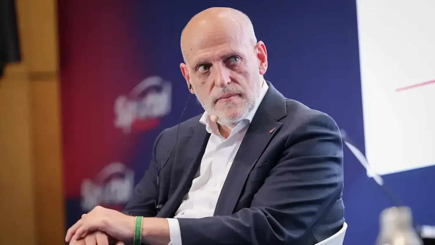🔥 تيباس يصدم لامين يامال: رودري الأحق بالكرة الذهبية ويكشف السبب