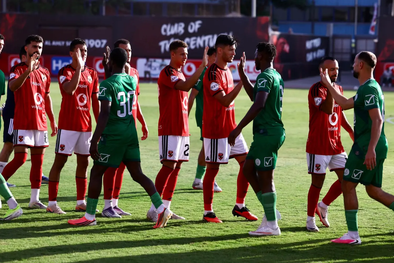 أحمد رضا يخطف الأنظار في ودية الأهلي أمام الاتحاد المصراتي