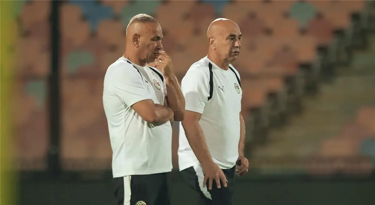 حقيقة ما حدث بين إبراهيم حسن ولاعبي منتخب مصر بعد مباراة أنجولا