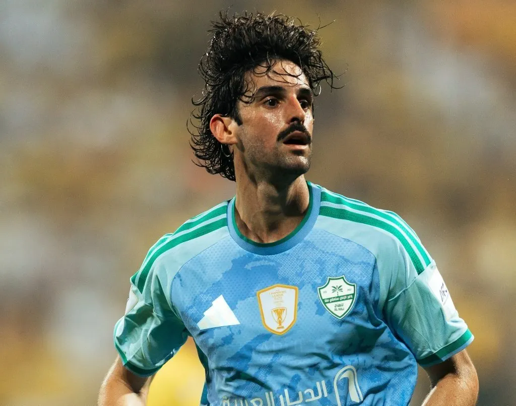 الأهلي السعودي يهزم الوصل بثلاثية ويحقق فوزه الأول آسيويًا