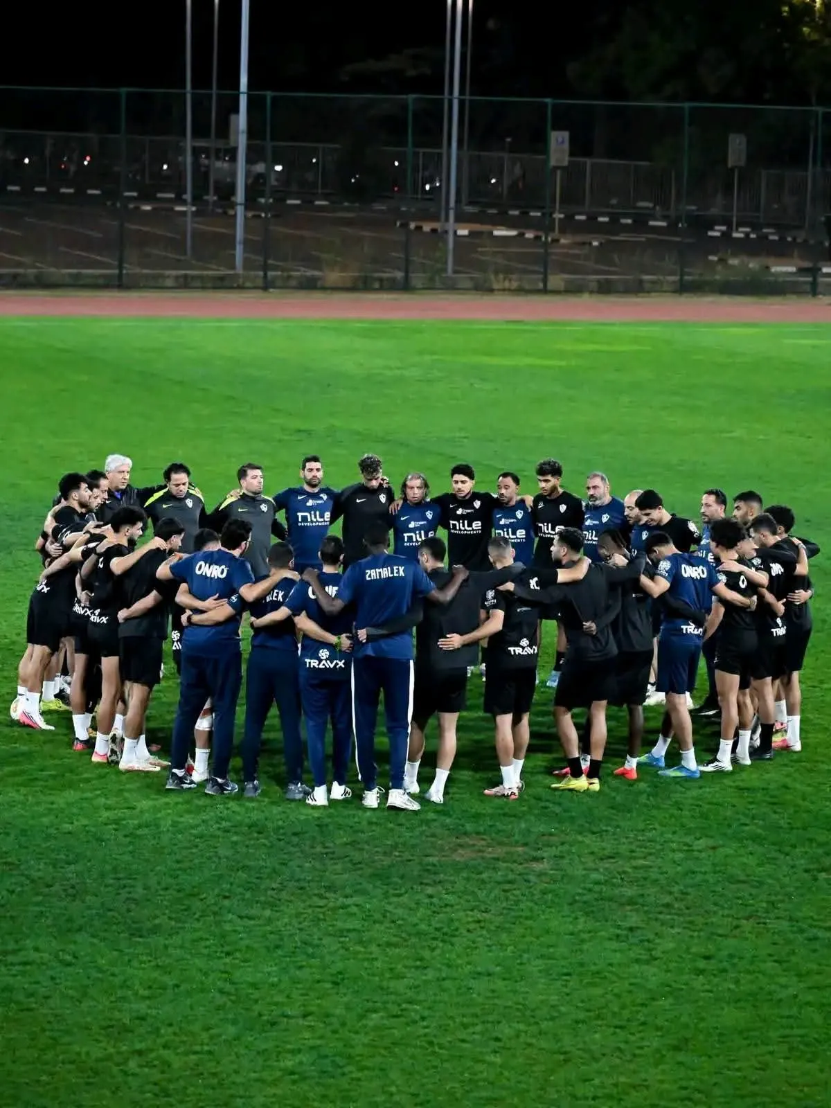 تفاصيل الساعات الأخيرة في معسكر الزمالك برواندا قبل لقاء الجيش الرواندي