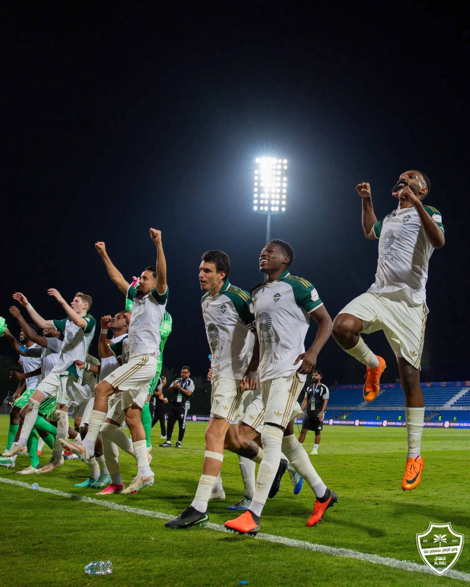 موعد مباراة الأهلي والخليج في الدوري السعودي والقنوات الناقلة